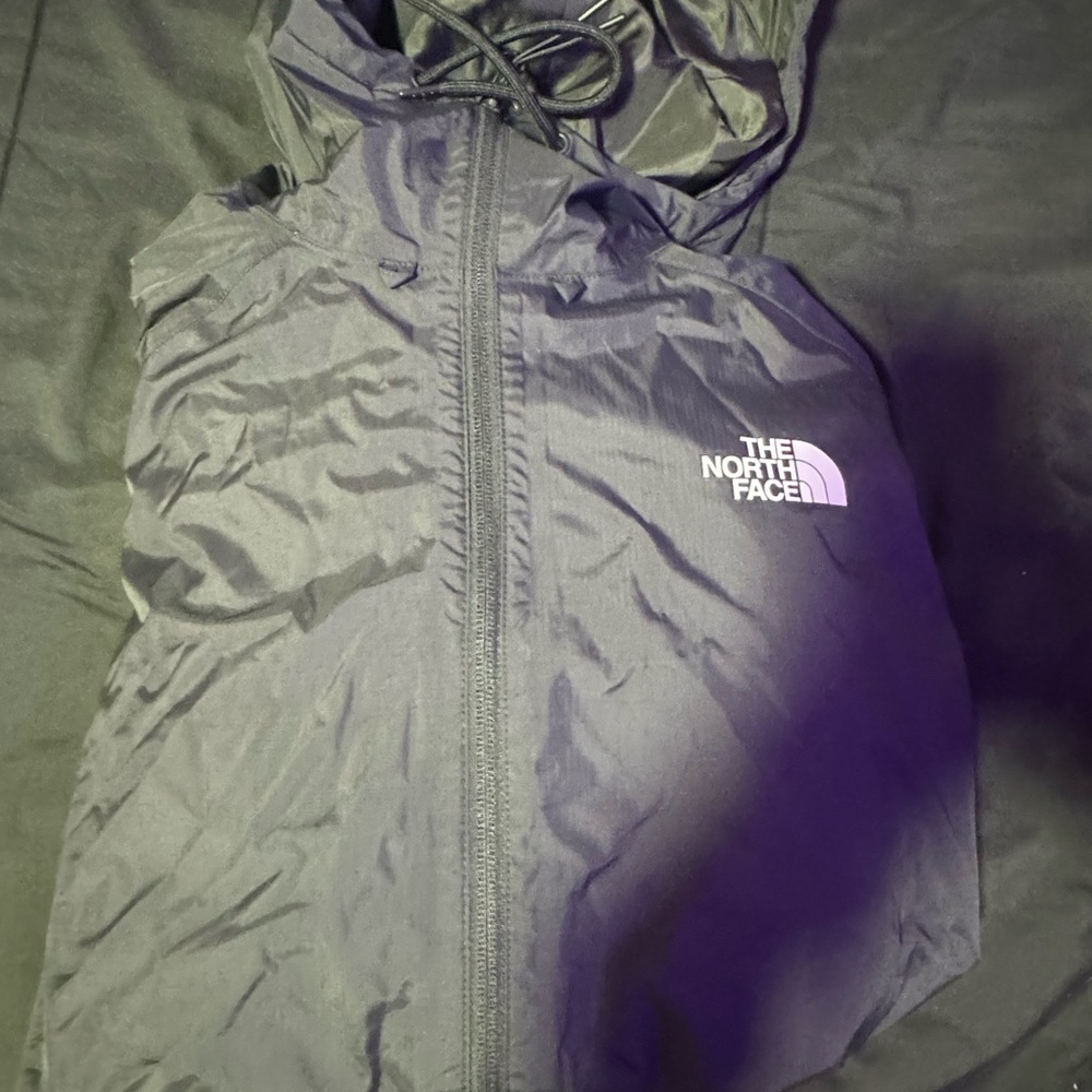 North face winter breaker nice for training or when it rains